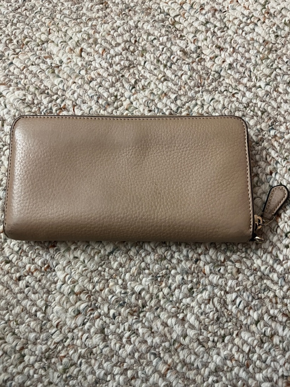 Coach Pebbled Leather Zip Wallet in Taupe with Gold Hardware - Picture 2 of 10